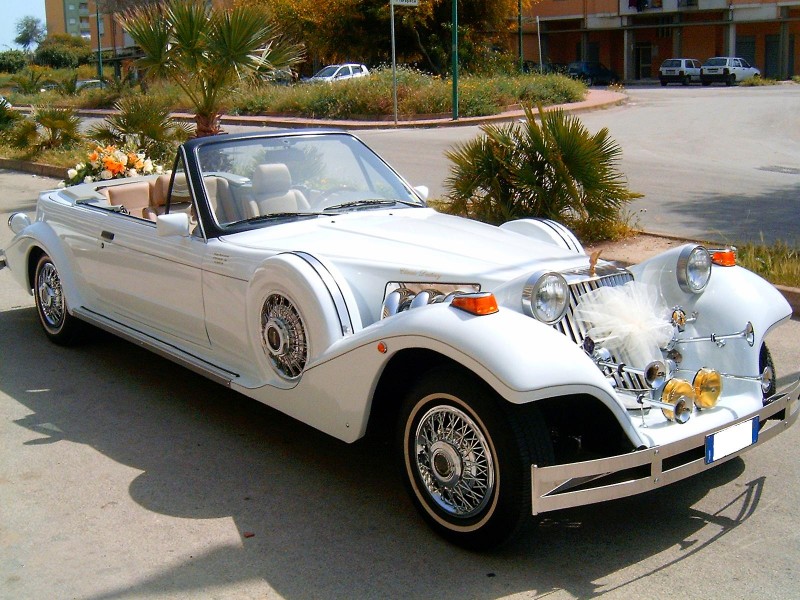 Gelin Arabası Bizim İşimiz